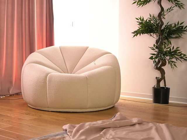 ellacandy live cam on BongaCams