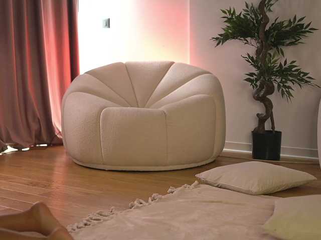ellacandy live cam on BongaCams