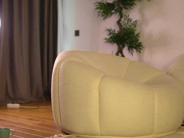 ellacandy live cam on BongaCams