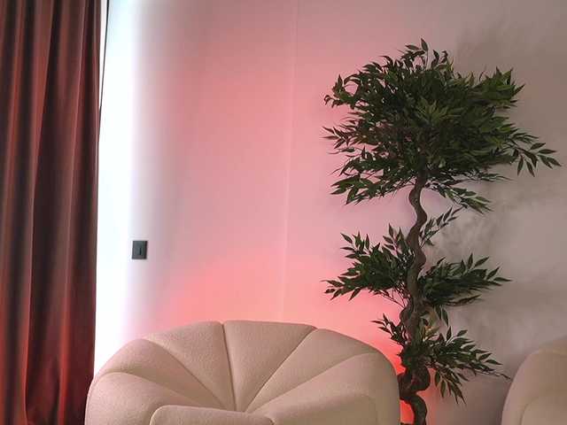 ellacandy live cam on BongaCams