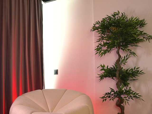 ellacandy live cam on BongaCams