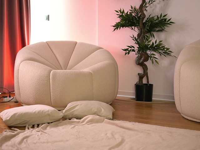 ellacandy live cam on BongaCams
