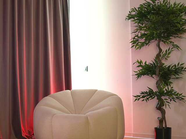 ellacandy live cam on BongaCams