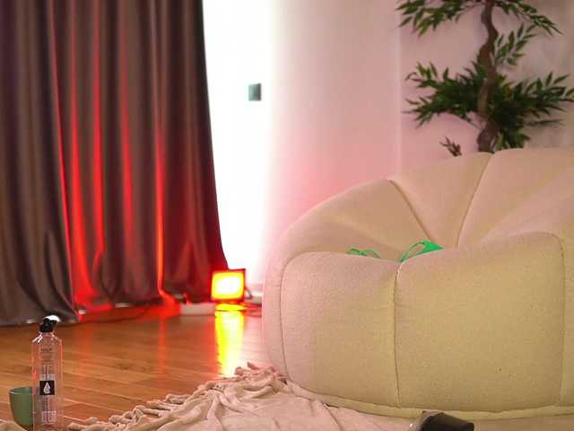 ellacandy live cam on BongaCams
