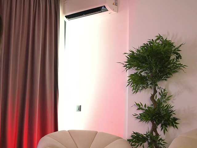 ellacandy live cam on BongaCams