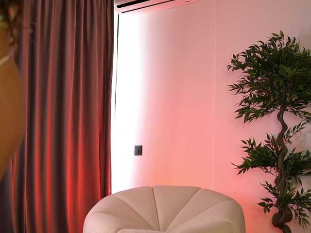 ellacandy live cam on BongaCams
