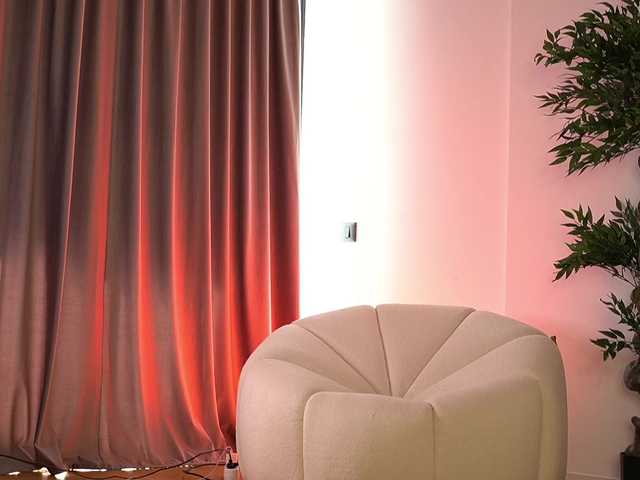 ellacandy live cam on BongaCams