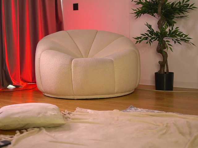 ellacandy live cam on BongaCams