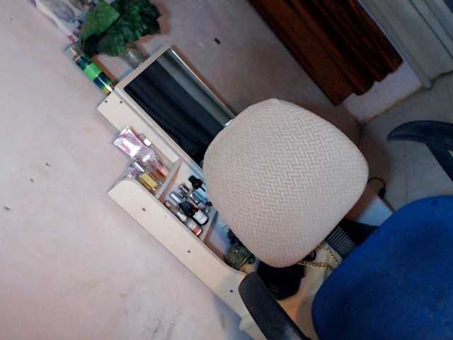 misskristinafox live cam