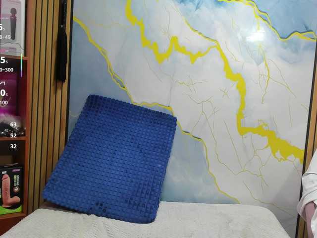 Amberr35 live cam on BongaCams