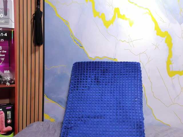 Amberr35 live webcam show