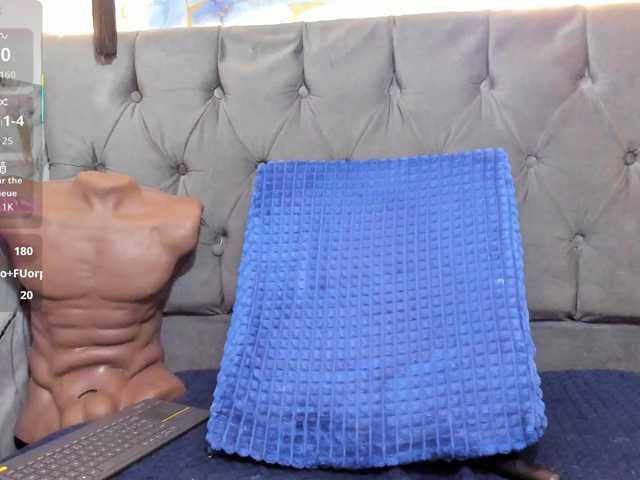 Amberr35, en directo ahora en BongaCams