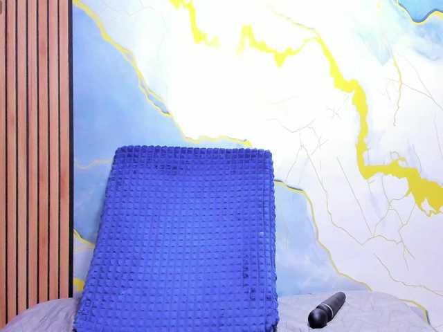 Amberr35 live cam on BongaCams