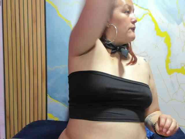 Amberr35 webcam