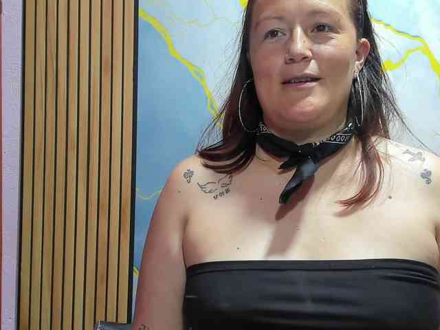 Amberr35 webcam