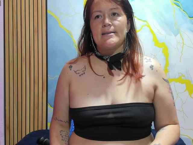 Amberr35 webcam