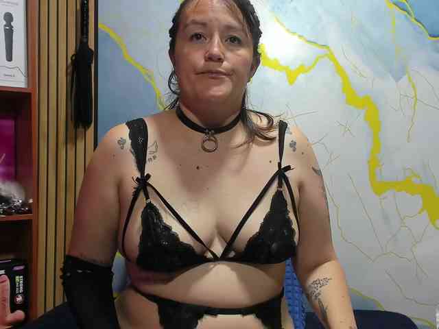 Amberr35 Sex Cam Show