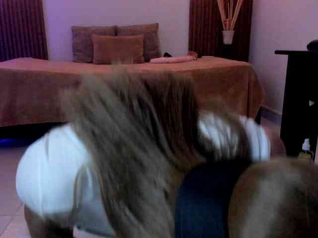 jeanys-sneider Sex Cam Show
