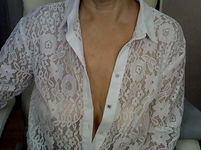 MadamMadam live cam preview