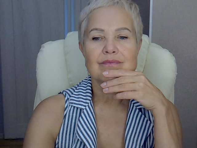MadamMadam live cam preview