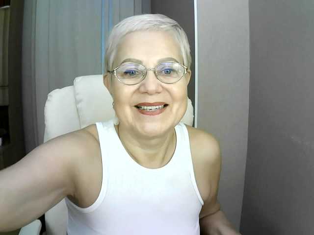 IFannyLove live cam on BongaCams