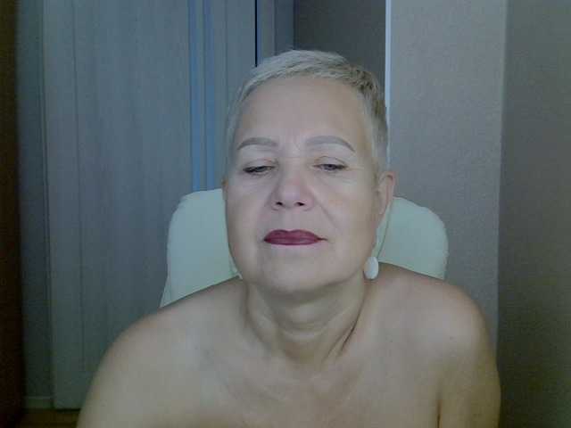 IFannyLove live cam on BongaCams