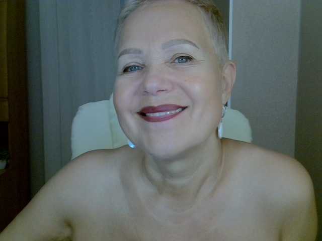 IFannyLove live cam on BongaCams