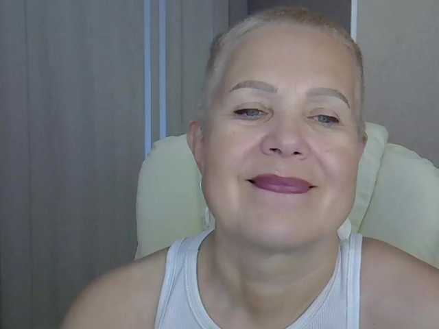 IFannyLove live cam on BongaCams