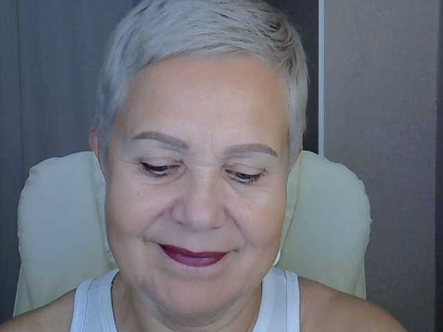 IFannyLove live cam on BongaCams