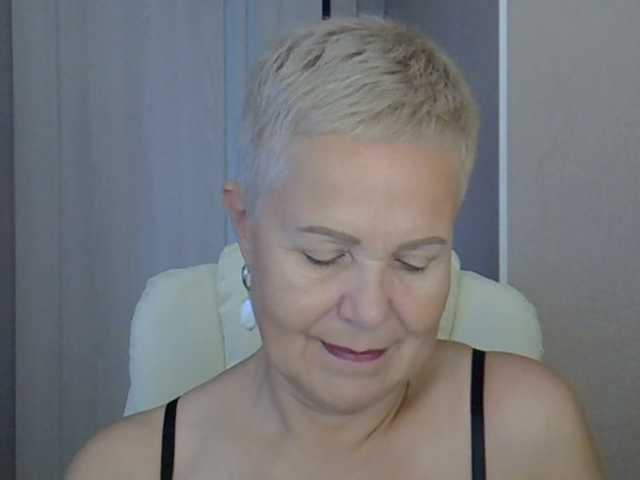 MadamMadam live webcam show