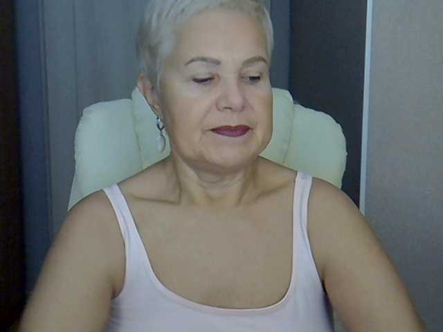 MadamMadam live cam preview