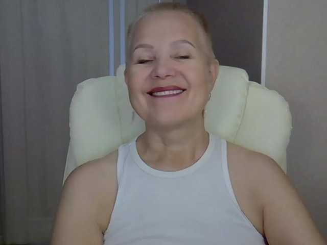 IFannyLove live cam on BongaCams