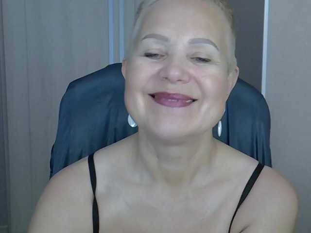 IFannyLove live cam on BongaCams