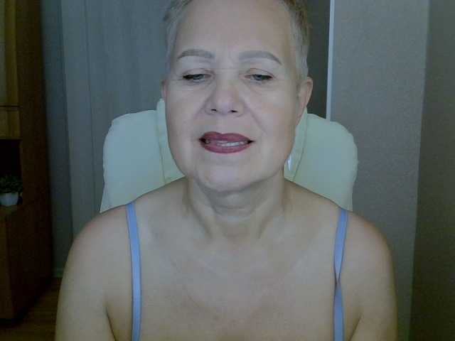 IFannyLove live cam on BongaCams