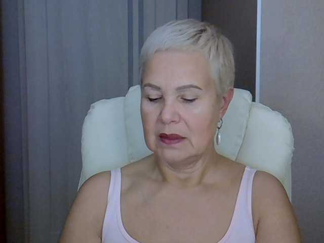 IFannyLove live cam on BongaCams