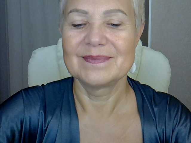 MadamMadam live cam preview