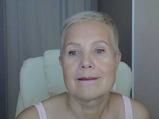IFannyLove live cam on BongaCams