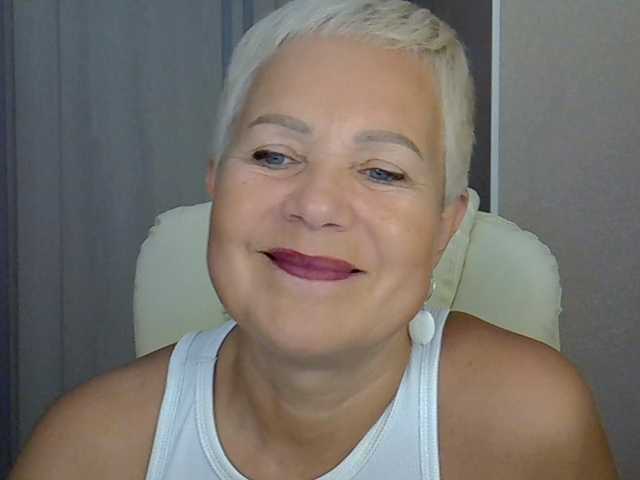 MadamMadam live cam preview