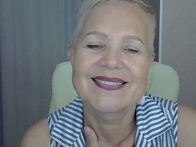 IFannyLove live webcam show