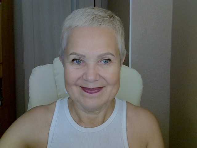 IFannyLove live cam on BongaCams