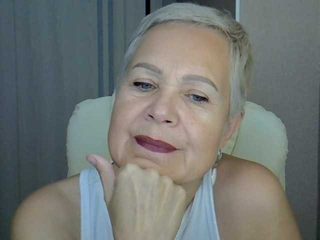 IFannyLove live cam on BongaCams