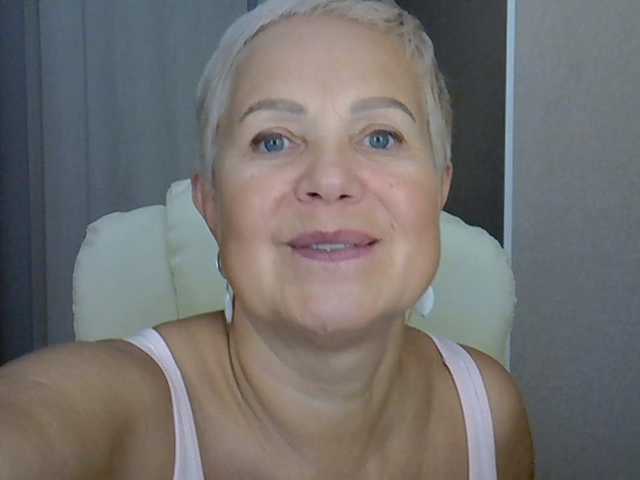 IFannyLove live cam on BongaCams
