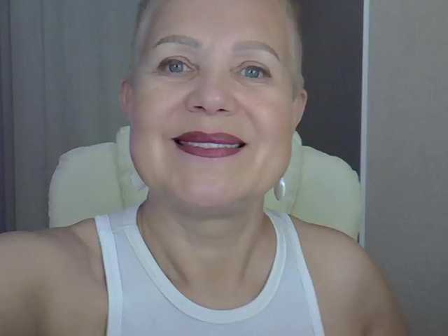 IFannyLove live cam on BongaCams