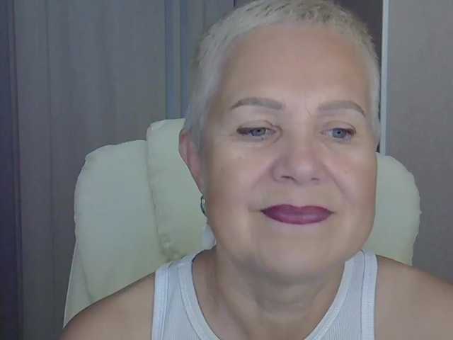 IFannyLove live cam on BongaCams