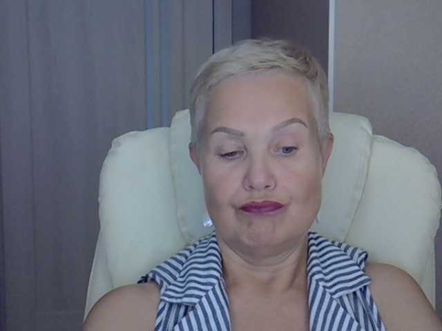 IFannyLove live cam