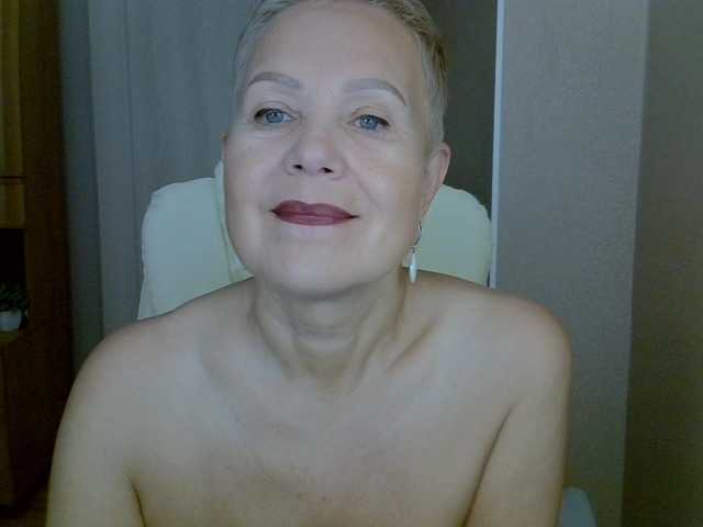 IFannyLove live cam on BongaCams