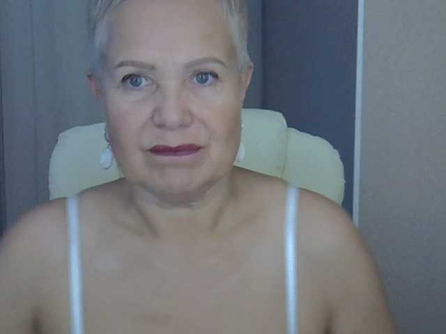 MadamMadam live webcam show