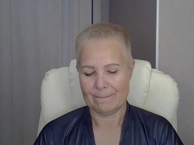 IFannyLove live cam on BongaCams