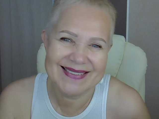IFannyLove live cam