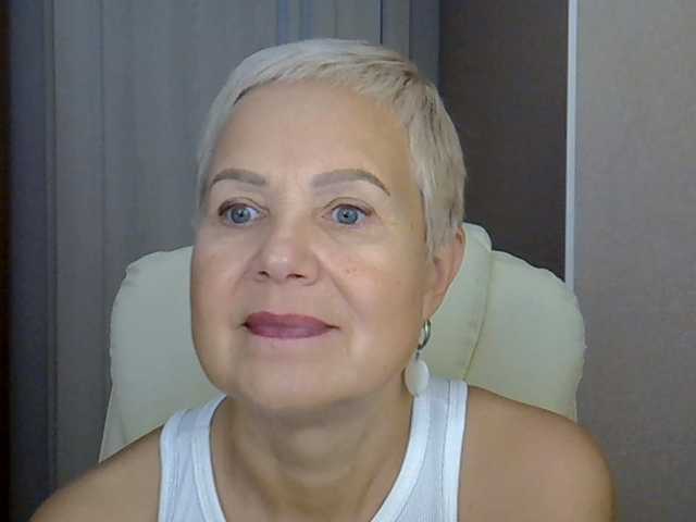 IFannyLove live cam on BongaCams